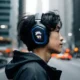 ¿Son de buena calidad los auriculares de diadema de la marca Konix?
